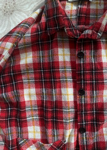Düğmeli Kırmızı Kareli Uzun Kollu Gömlek - Görsel 2