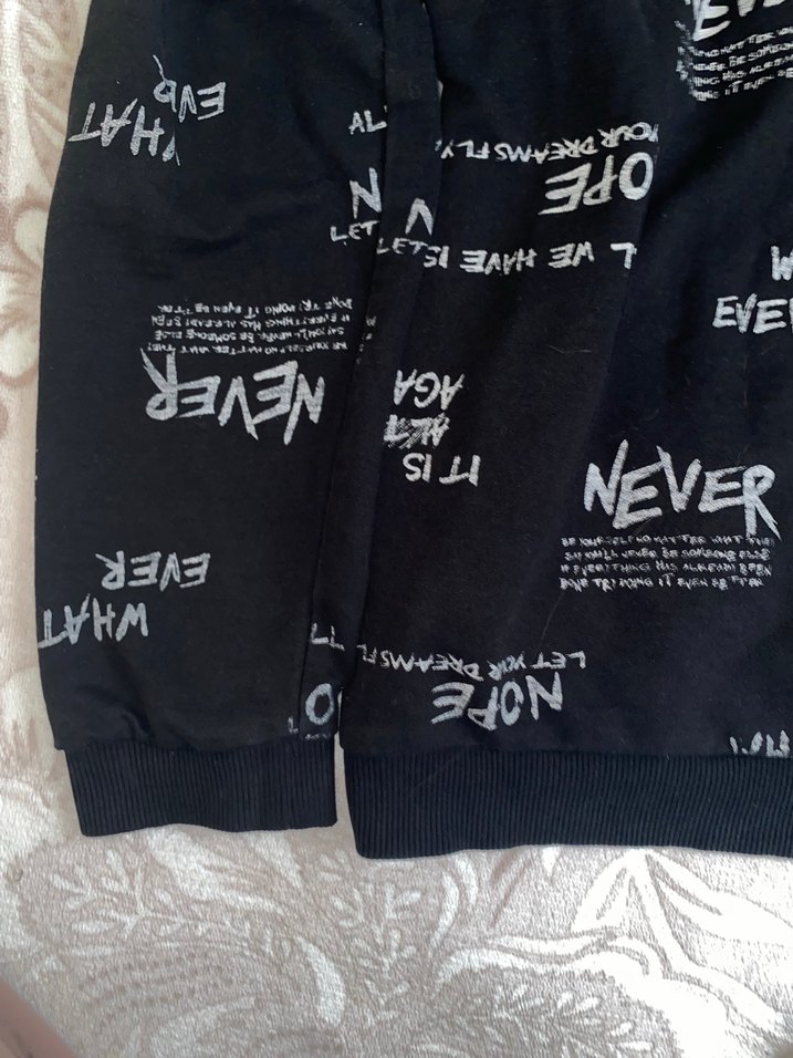 Siyah Kapüşonlu Baskılı Kadın Sweatshirt - Görsel 3