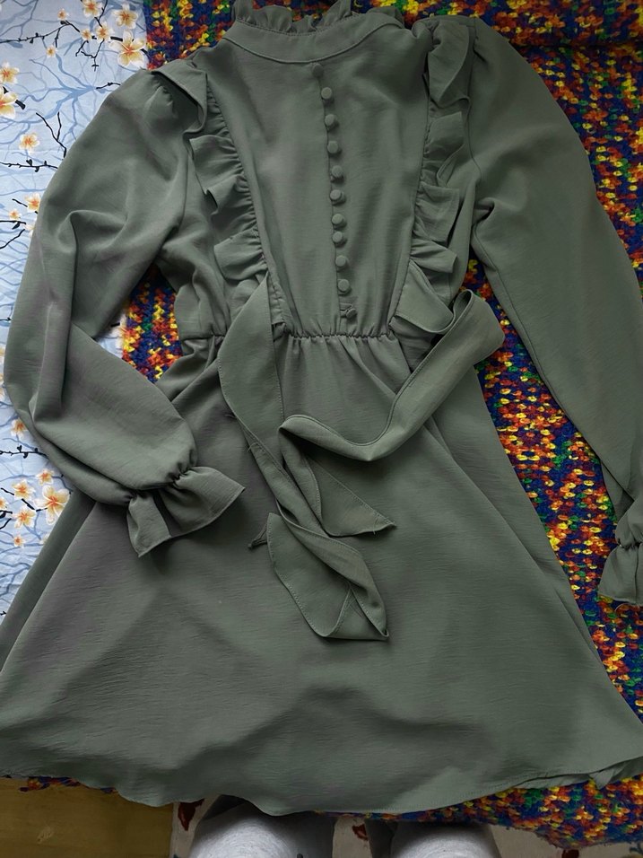 Kadın yeşil tunik kolları fırfırlı - Görsel 2