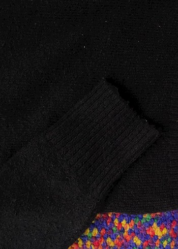 Siyah Boğazlı Örgü Kadın Kazak - Görsel 3