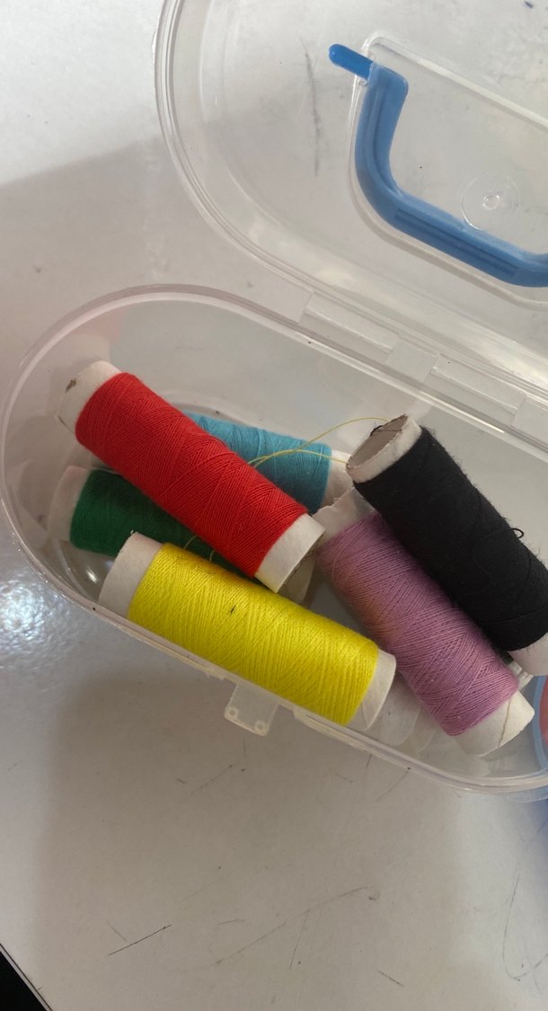 Dikiş İplikleri ve Ölçü Bandı Seti - Görsel 3