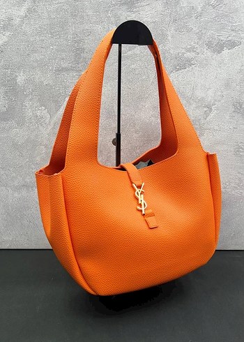 Yves Saint Laurent ürünü