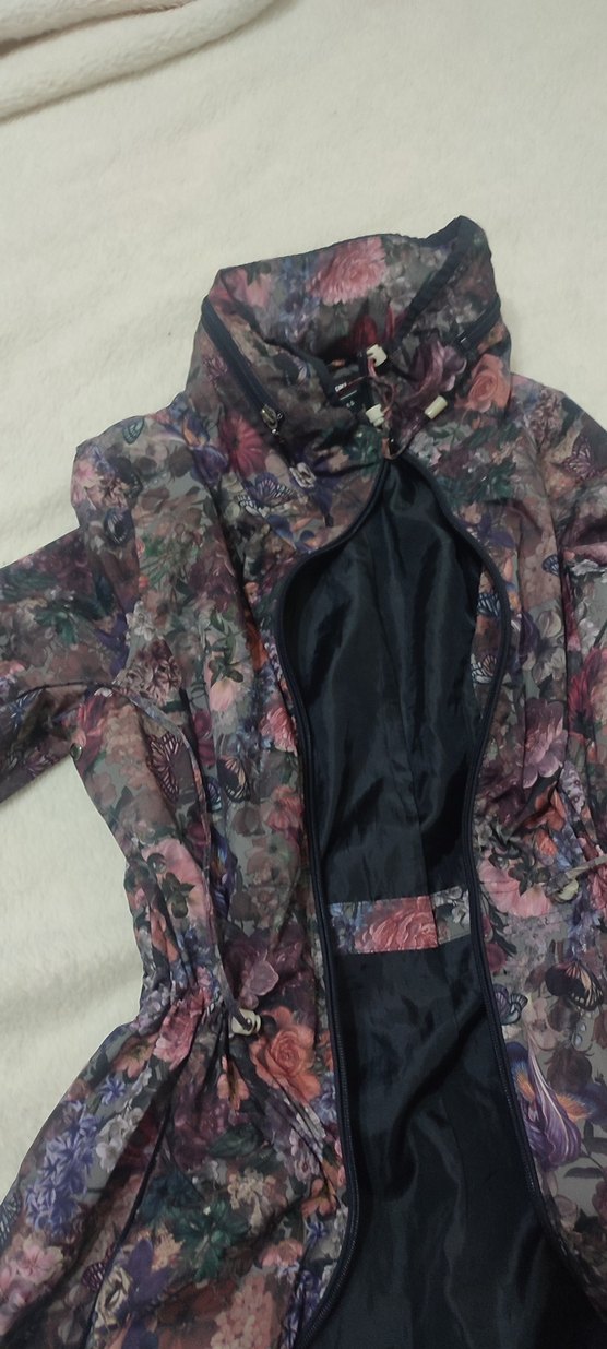 Çiçek Desenli Uzun Bohem yağmurluk - Görsel 4