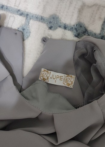 Gri yuvarlak Yaka Uzun Kollu Salaş tesettür Tunik - Görsel 3