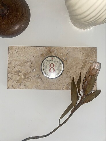 ELIZABETH ARDEN 8 HOUR CREAM