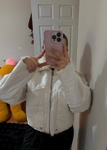 Beyaz Kürklü Kısa Kadın Ceket - Görsel 2