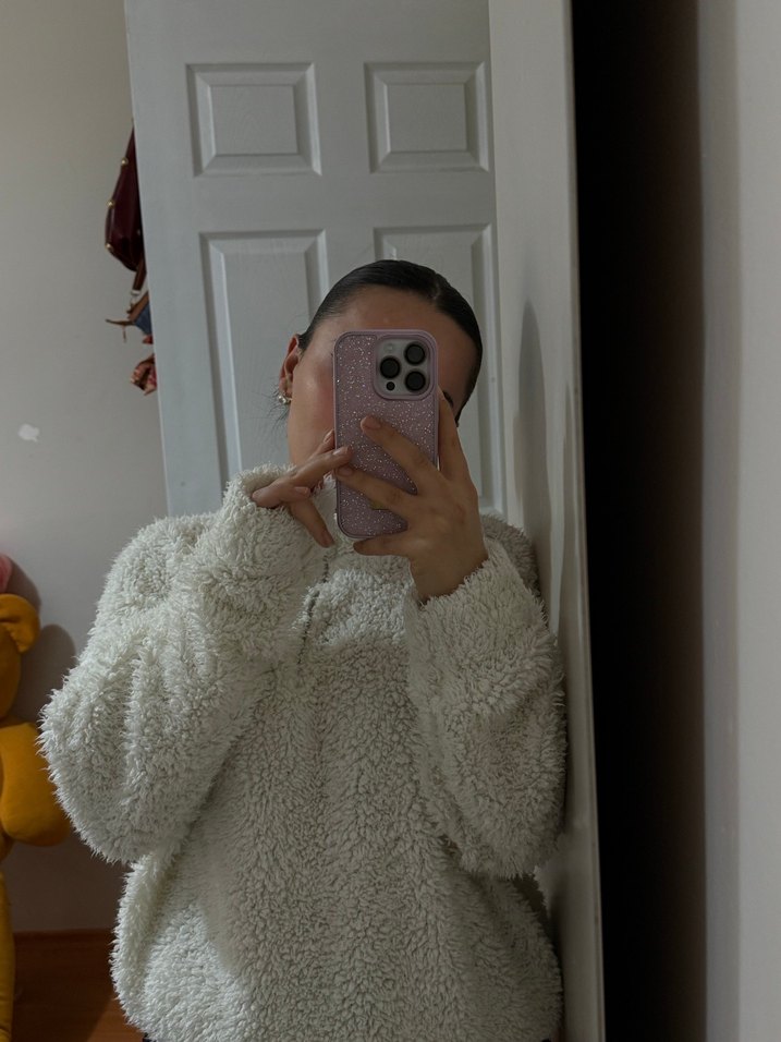 Kadın Beyaz Pofuduk Yüksek Yaka sweat - Görsel 2