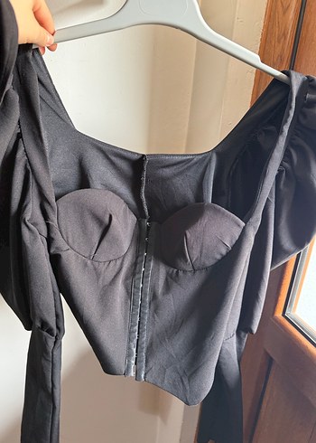 Siyah Gotik kalp yaka Mini Bluz - Görsel 2