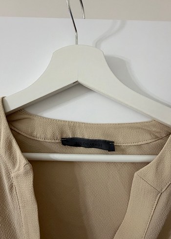 Bej V Yaka Uzun Kollu Keten Gömlek - Görsel 2