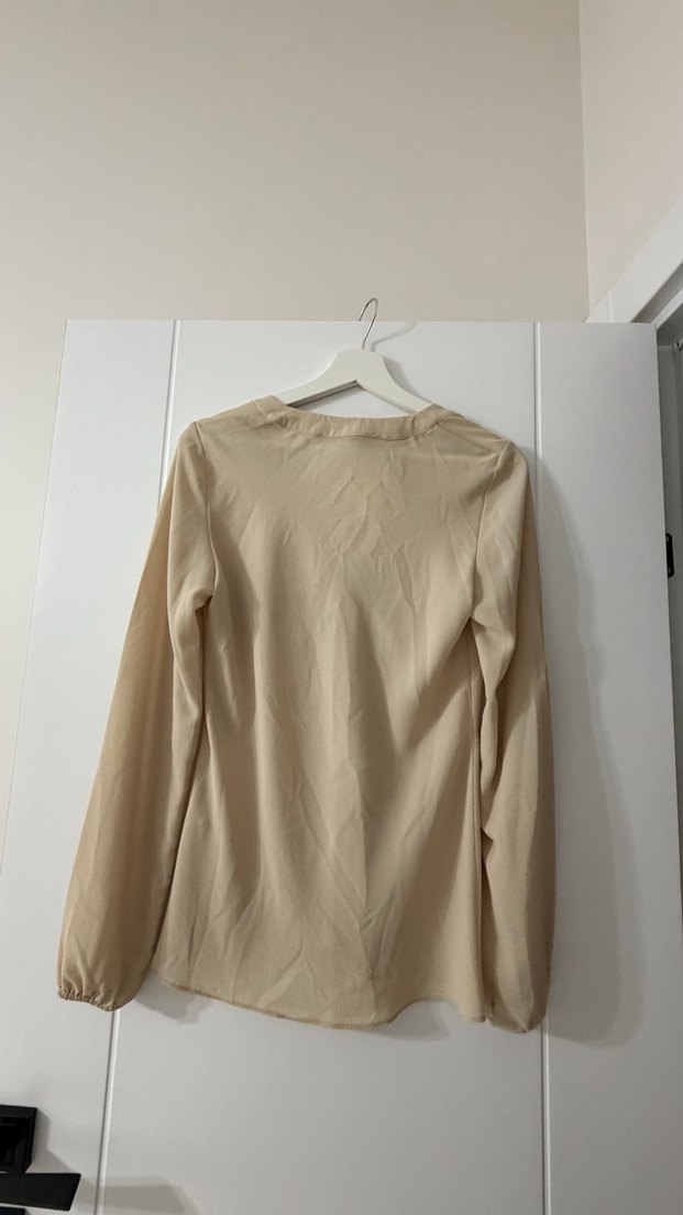 Bej V Yaka Uzun Kollu Keten Gömlek - Görsel 3