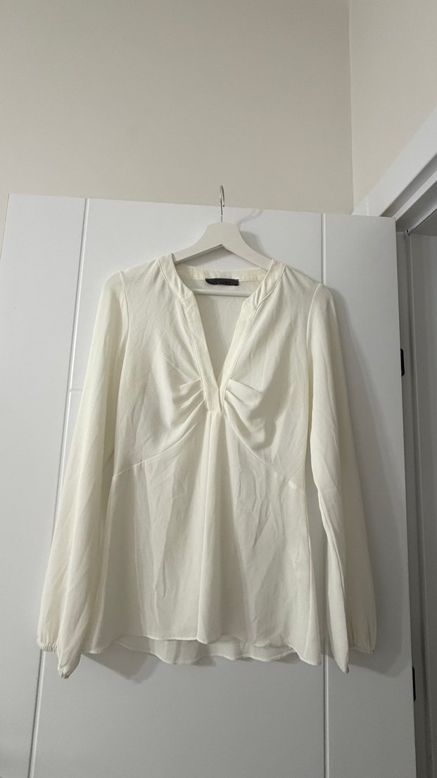 Düğmeli V Yaka Kadın Keten Gömlek - Görsel 2