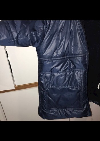 Erkek Çocuk Lacivert Kürklü Mont - Görsel 3