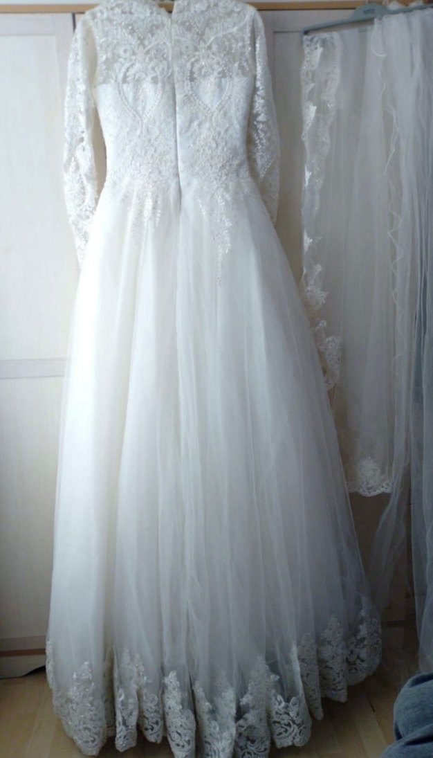 V Yaka İnce Askılı Vintage Prenses Gelinlik - Görsel 3