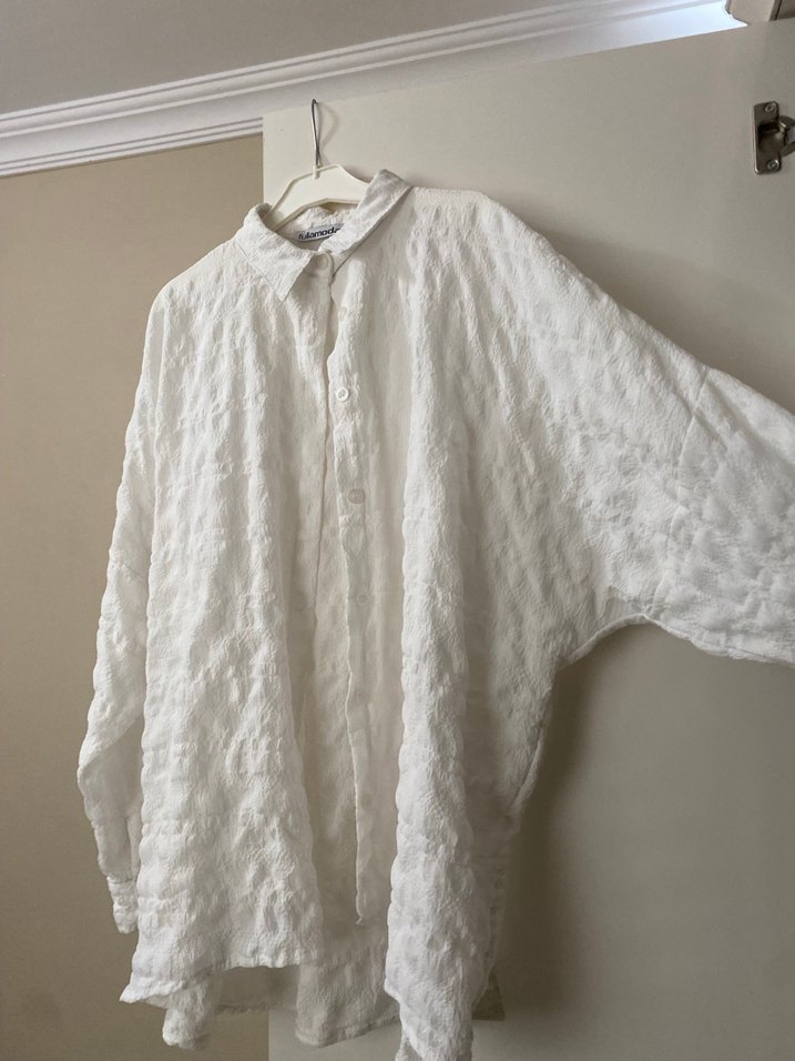 Kadın Beyaz Keten Gömlek - Görsel 2