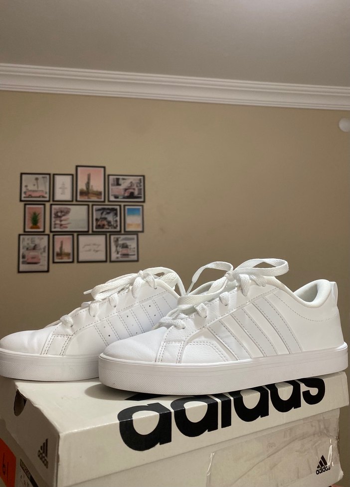 Beyaz Bağcıklı Kadın Spor Ayakkabı - Görsel 2