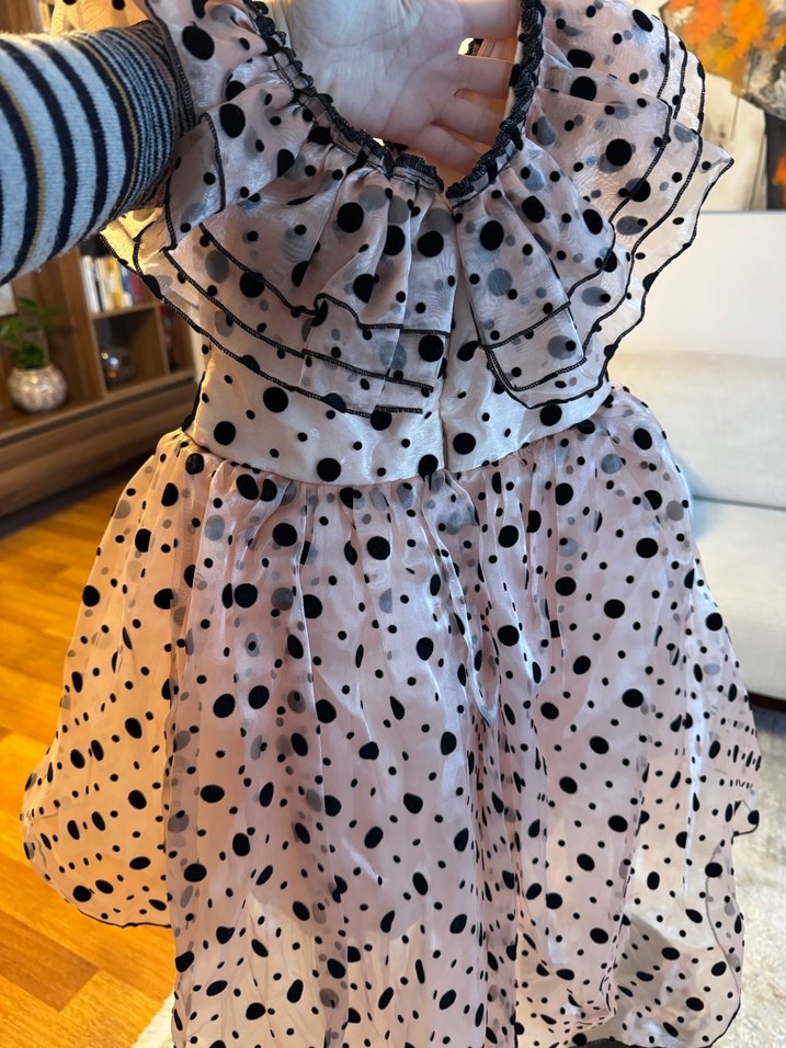 Puantiye Desenli Siyah Fiyonklu Kız Elbisesi - Görsel 3