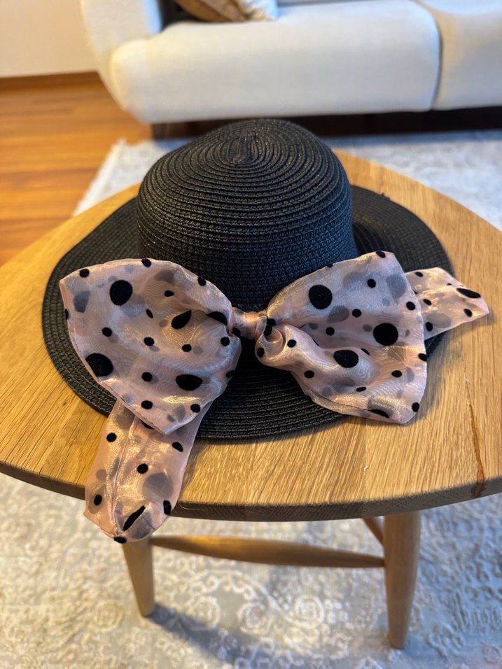 Puantiye Desenli Siyah Fiyonklu Kız Elbisesi - Görsel 5