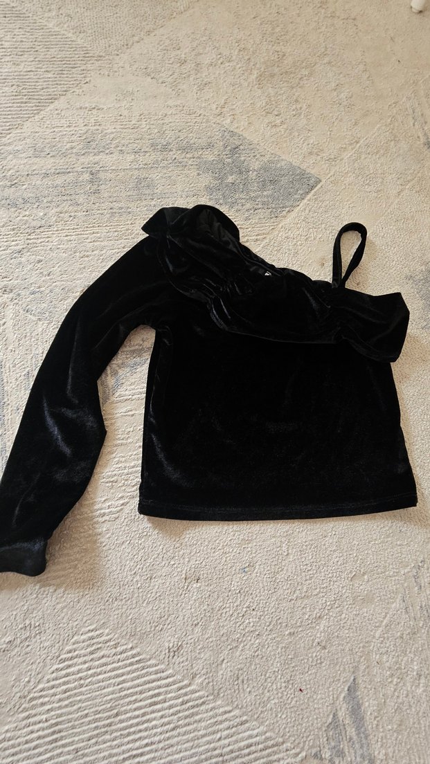 Siyah Süet Kayık Yaka Kemerli Bluz - Görsel 4