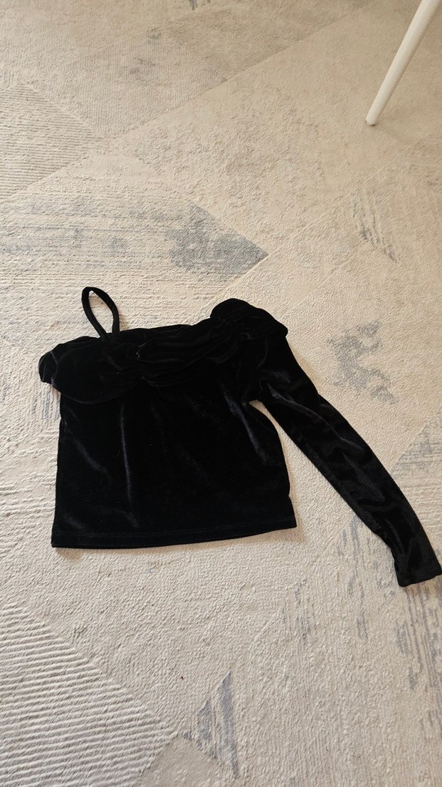 Siyah Süet Kayık Yaka Kemerli Bluz - Görsel 5