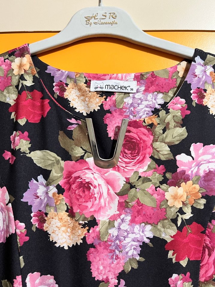 Çiçek Desenli Pileli Midi Elbise - Görsel 5