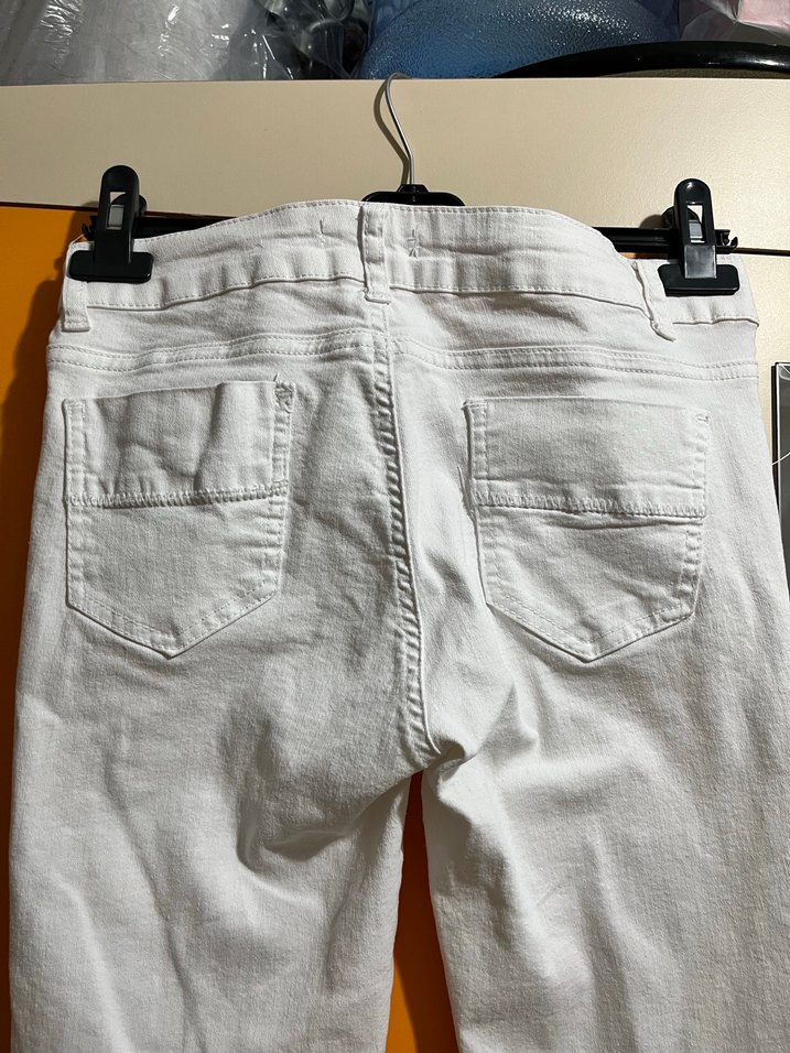 Beyaz Kemerli Kadın Kot Pantolon - Görsel 5