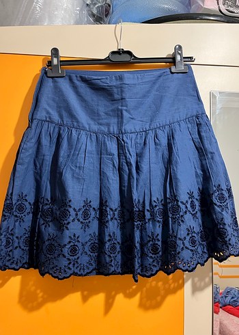 Nakışlı Volanlı Koyu Lacivert Mini Etek - Görsel 2