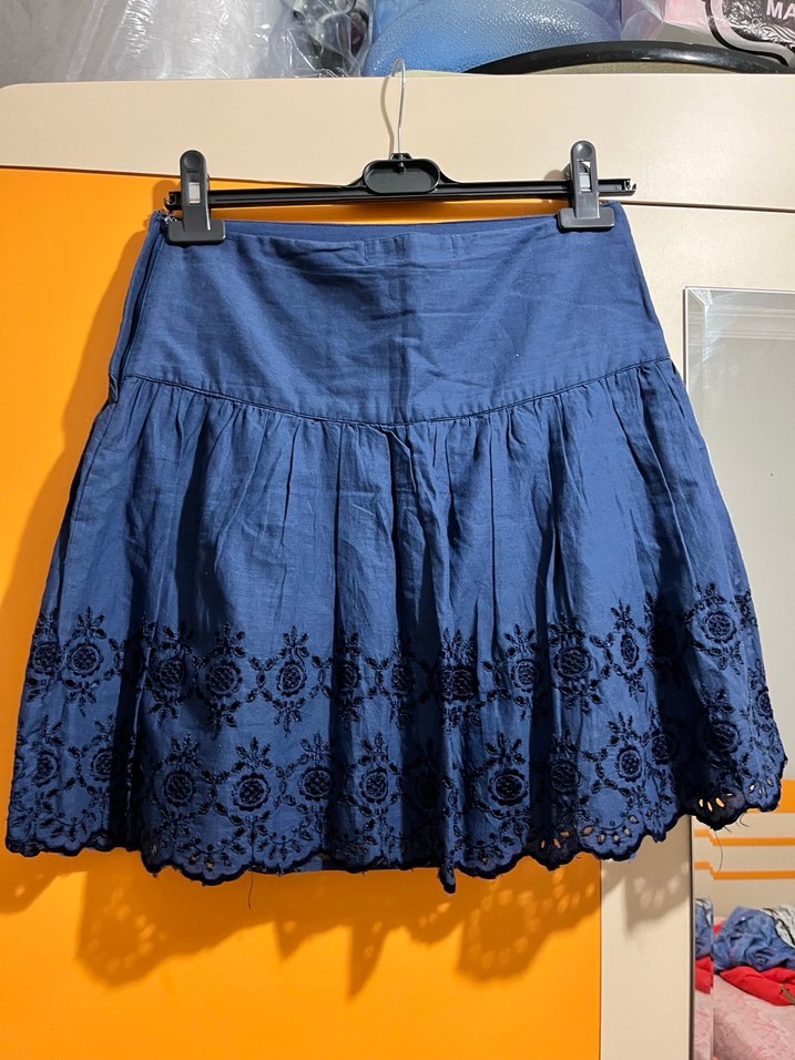 Nakışlı Volanlı Koyu Lacivert Mini Etek - Görsel 2