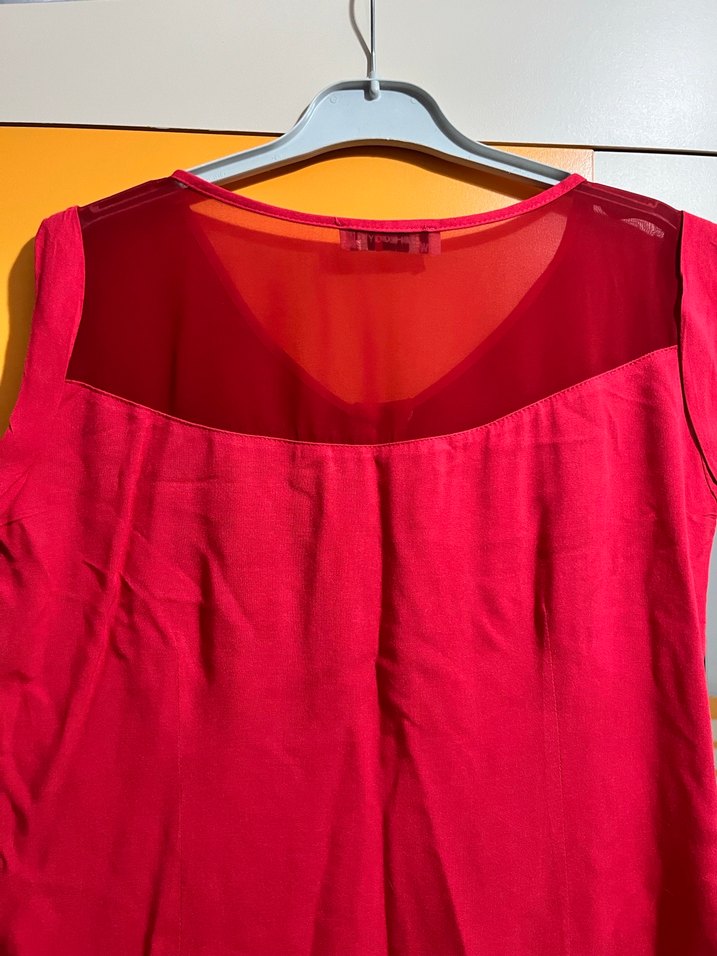 Kolsuz Düğmeli Kırmızı Kadın Gömlek - Görsel 4