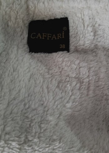 Siyah Kürklü Kapüşonlu Kadın Kışlık Mont - Görsel 4