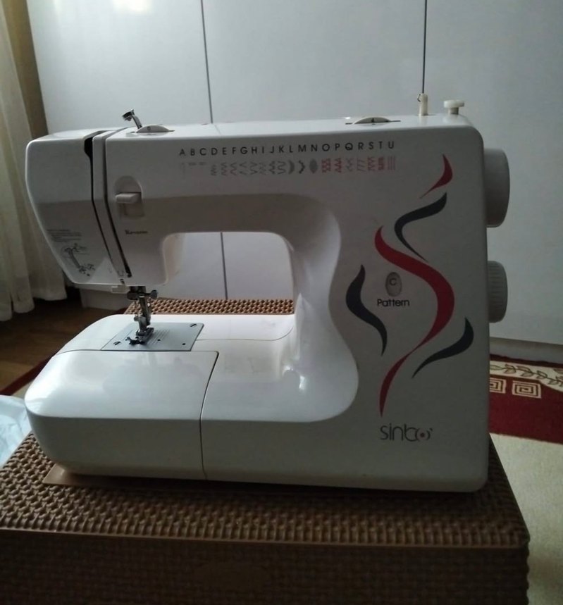 Beyaz Dikiş Makinesi - Görsel 4