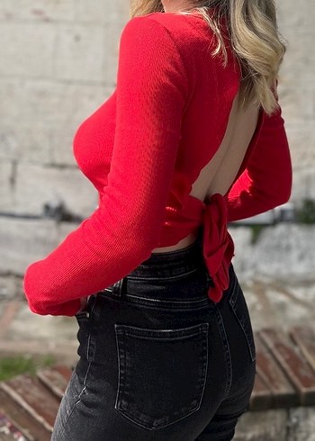 Kırmızı Crop Top, Yuvarlak Yaka, Dar Kesim - Görsel 2