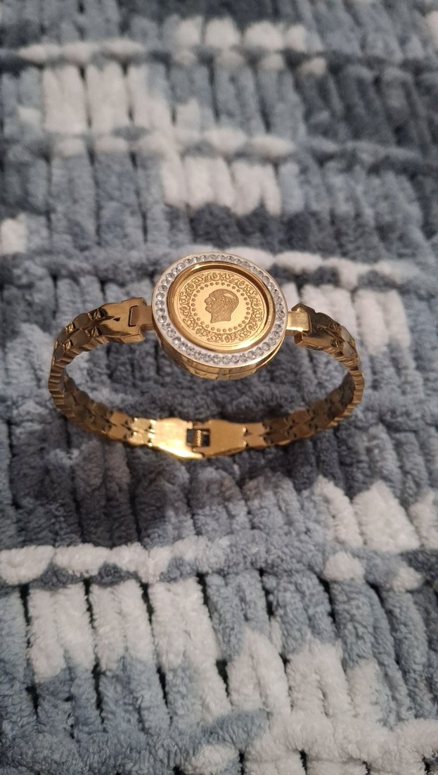 Altın Renkli Toka Detaylı Kadın Bileklik - Görsel 2