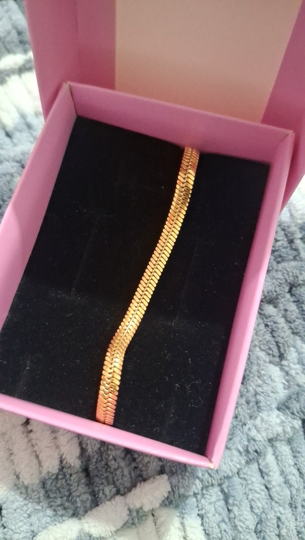 Altın Renkli Kadın Bileklik - Görsel 2