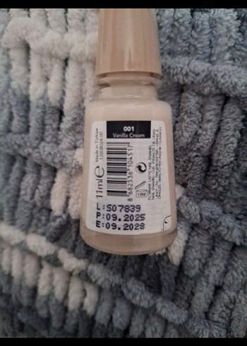 Flormar Latte Pastel Bej Oje - Görsel 3