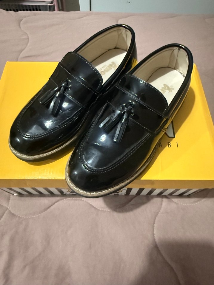 Siyah Püsküllü Erkek Çocuk Özel Ayakkabı - Görsel 3