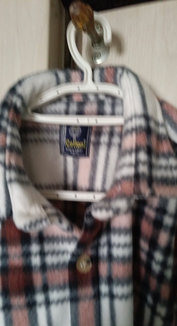 Düğmeli Uzun Kollu Kadın Gömlek - Görsel 2