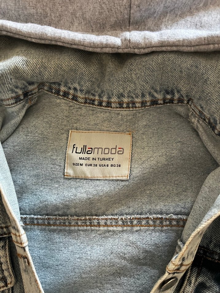 Gri Kapüşonlu Kadın Denim Ceket - Görsel 3