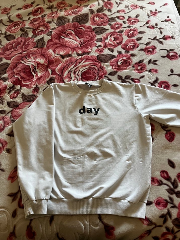 Beyaz Baskılı Kadın Sweatshirt - Görsel 2