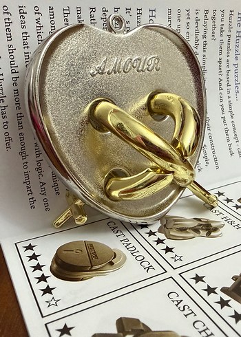 HUZZLE Cast Amour 3D Metal Puzzle - Görsel 5