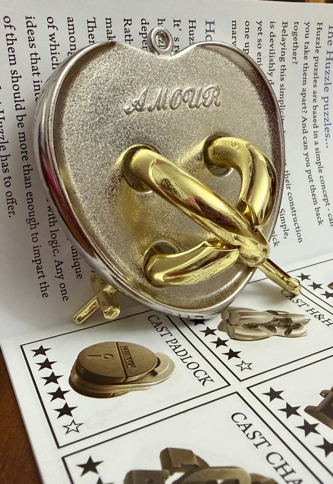 HUZZLE Cast Amour 3D Metal Puzzle - Görsel 5