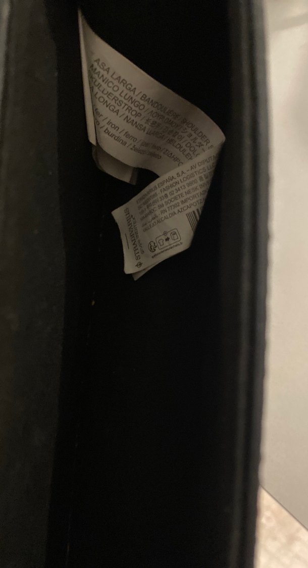 Zincir Detaylı Siyah Deri Yılan Desenli Çanta - Görsel 5