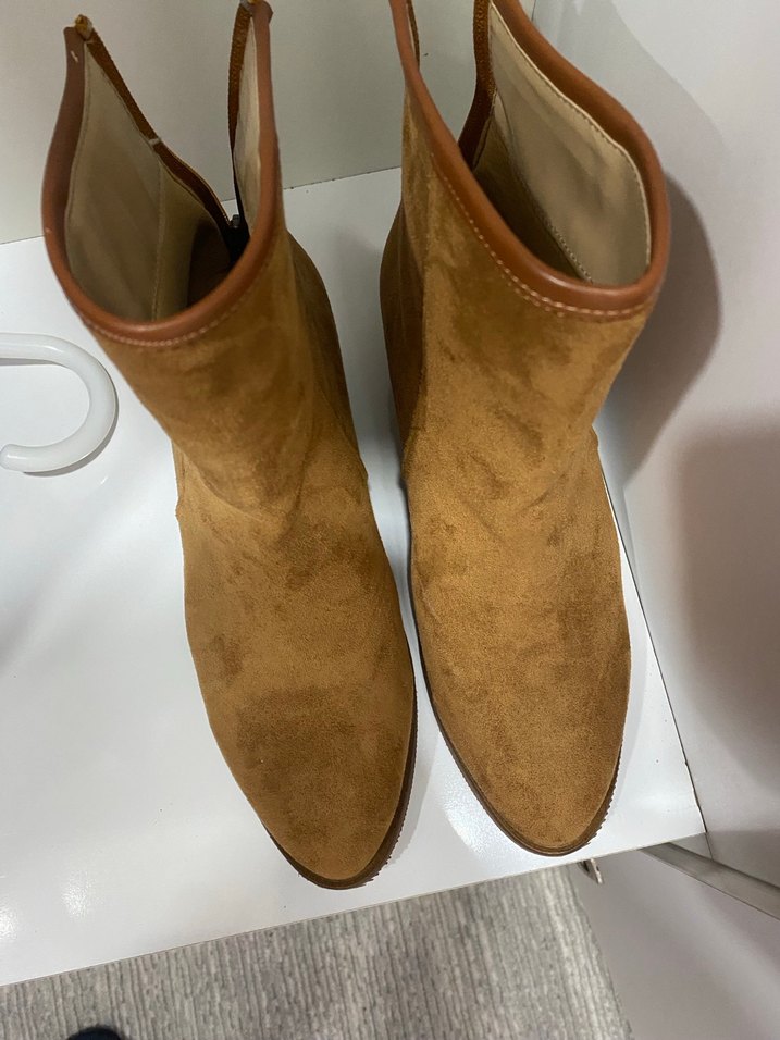Kahverengi Süet Tokalı Kadın Bot - Görsel 3