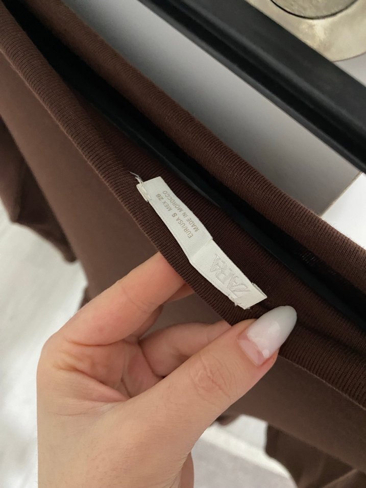 Kahverengi Uzun Kollu Fırfırlı Triko Elbise - Görsel 3