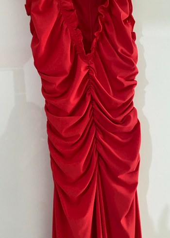 Kırmızı Drapeli Uzun Abiye Elbise - Görsel 4