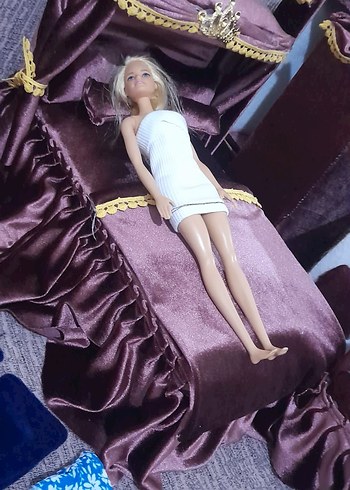 Barbie Hürrem Sultan yatağı - Görsel 10