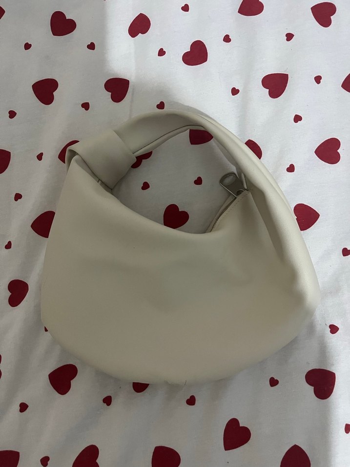 Beyaz Minimalist Kadın Omuz Çantası - Görsel 3