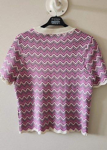 Pembe - Lila - Ekru Renkte Dalgalı Kısa Kollu Kadın Triko - Görsel 5