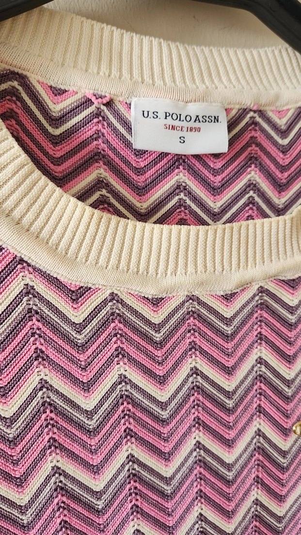 Pembe - Lila - Ekru Renkte Dalgalı Kısa Kollu Kadın Triko - Görsel 4