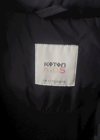 7 Yaş Beden Kapüşonlu Siyah Erkek Çocuk Mont