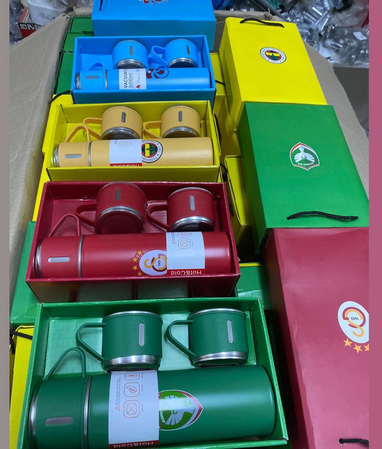 Renkli Lisanslı Taraftar Termos Setleri - Görsel 2